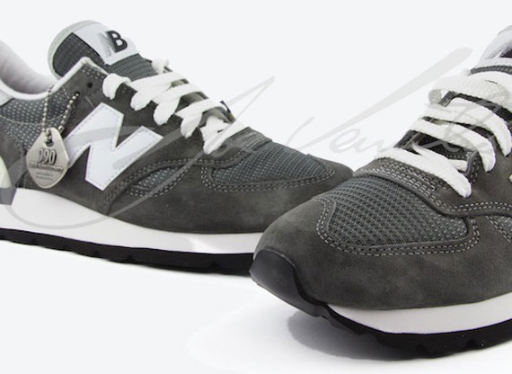 New Balance 990 30th Anniversary Reminder