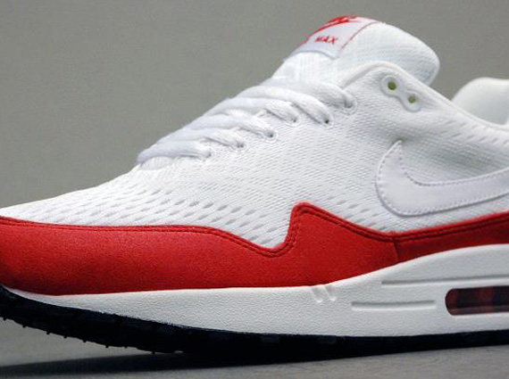 Nike Air Max 1 EM - White - University Red