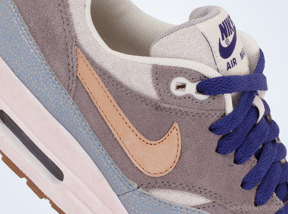 Nike WMNS Air Max 1 - Metallic Silver - Vachetta Tan - Clear Grey