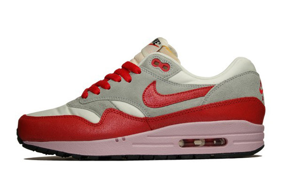 Nike Air Max 1 Vntg 555284 103 Sail Hyper Red Street Grey Iced Carmine