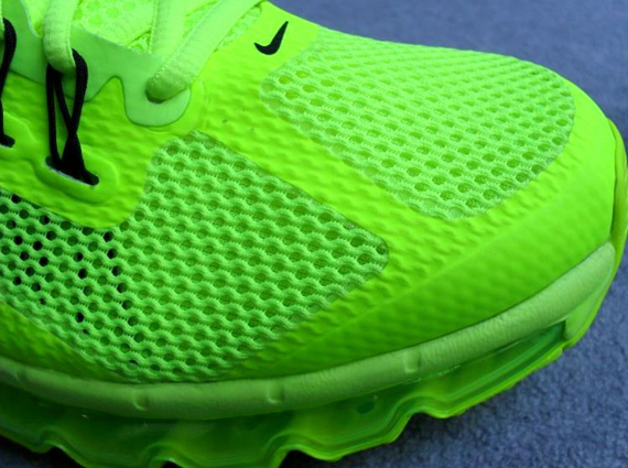 Nike Air Max 2013 Volt 1