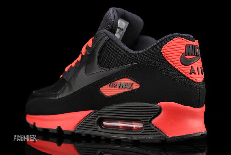 Nike Air Max 90 Essential Black Sunburst 02
