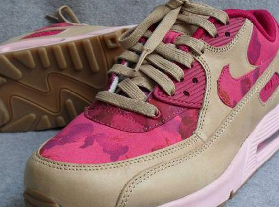 Nike Air Max 90 "Pink Camo"