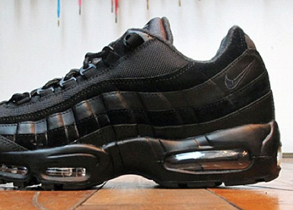 Nike Air Max 95 Premium Blackout 1