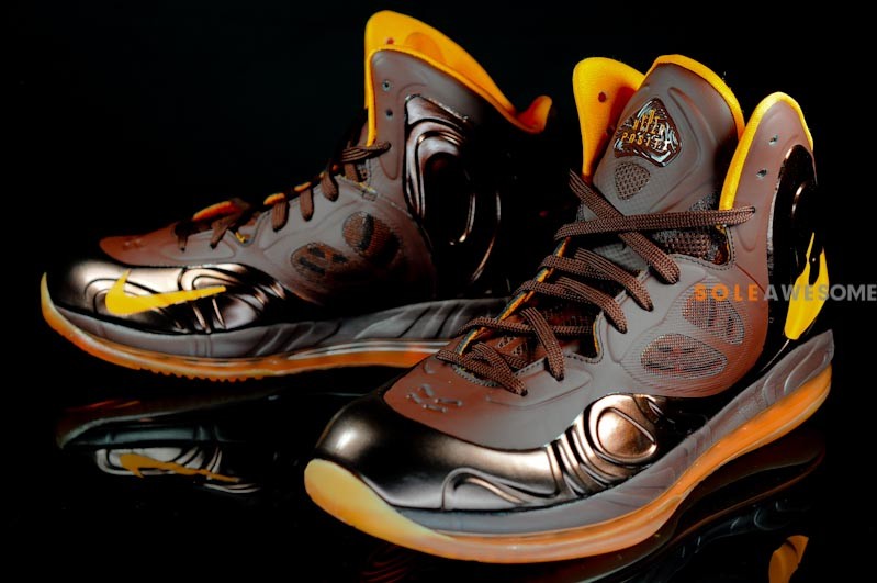 Nike Air Max Hyperposite Team Brown 2