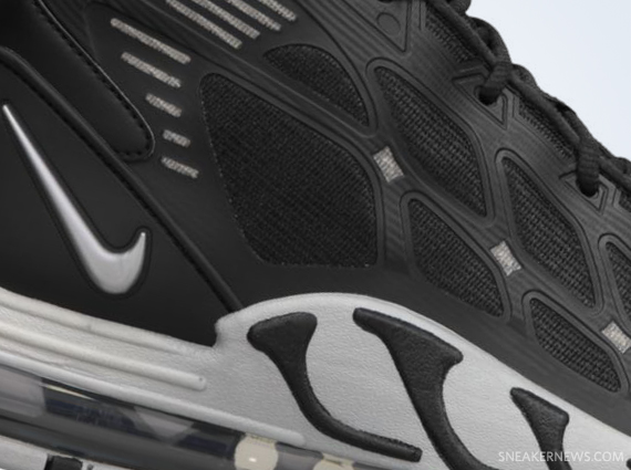 Nike Air Max Pillar - Black - Metallic Silver