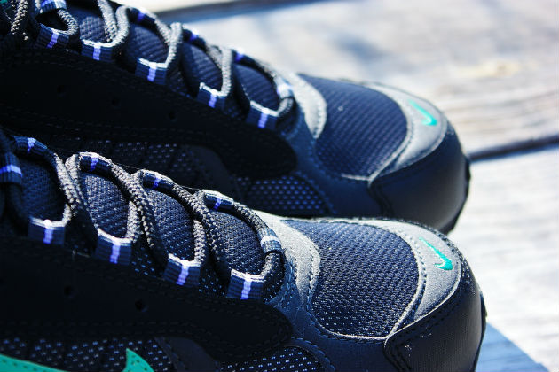 Nike Air Max Terra Sertig Black Violet Green 01
