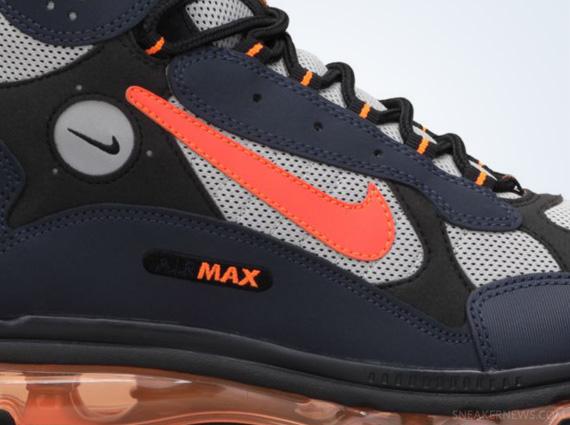 Nike Air Max Terra Sertig Dark Obsidian Total Orange 3