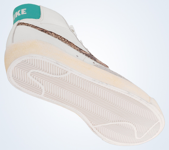 Nike Blazer Mid 77 Sail Atomic Teal Snakeskin 2