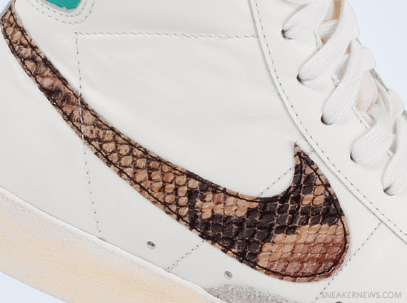 Nike Blazer Mid 77 Sail Atomic Teal Snakeskin 5