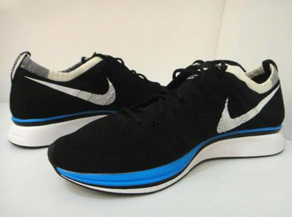 Nike Flyknit Trainer Black Blue White 2