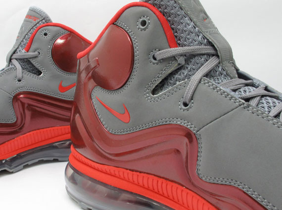 Nike Air Max Flyposite - Grey - Red