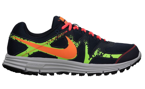 Nike Lunarfly Light Midnight Total Orange Dark Obsidian Electric Green 2