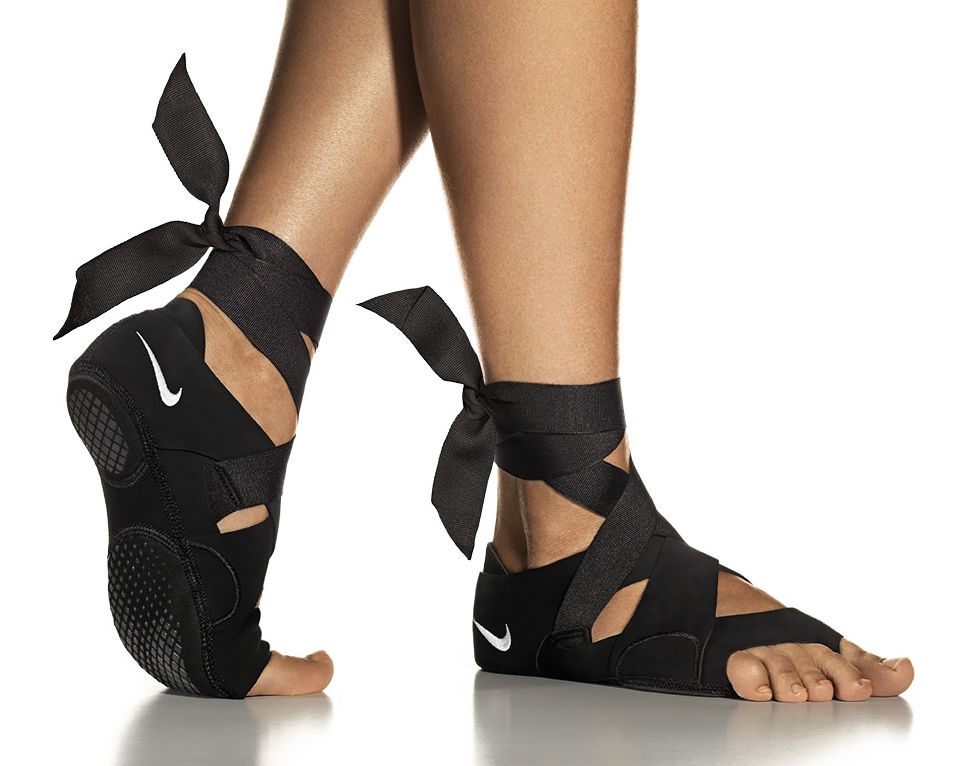Nike Studio Wrap 05