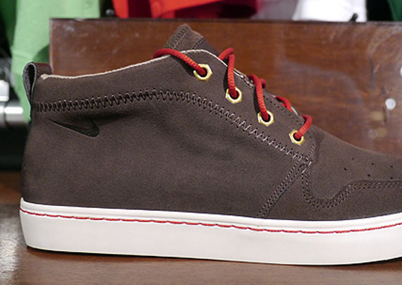 Nike Wardour Chukka “Baroque Brown”