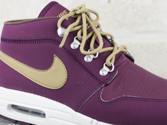 Nike Wardour Max 1 TXT “Bordeaux”