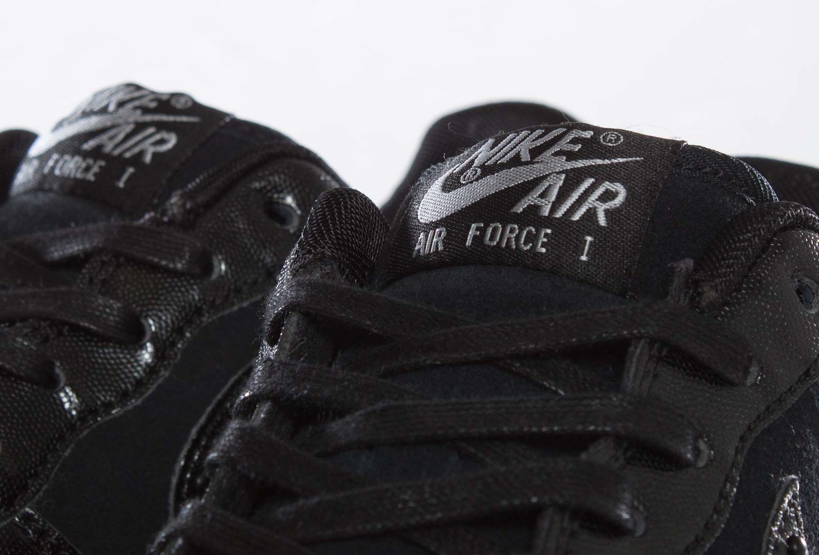 Nike Wmns Air Force 1 Low Le Qs Xxx 07