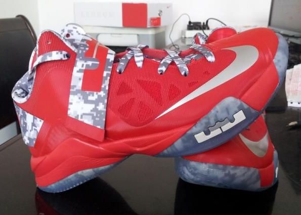 Nike Zoom Soldier 6 Ohio State Carrier Classic 01