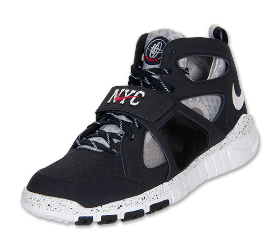Yankees Huarache Free Shield Finishline 2