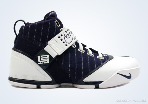 Yankees Nike Lebron V March 2008 Release