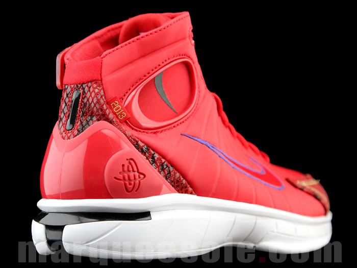 Year Of The Snake Nike Zoom Huarache 2k4 04