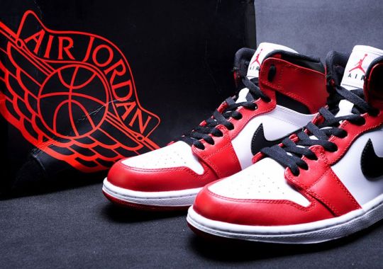 Air Jordan 1 High “Bulls”