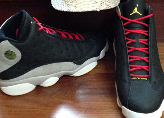 Air Jordan XIII – Black – Grey – Gold