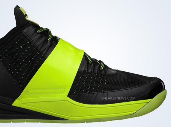 Black Volt Nike Zoom Revis 3