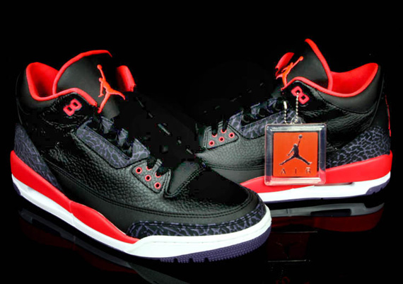 Crimson Jordan 3 