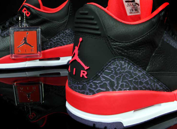 Air Jordan 3 Retro "Bright Crimson"