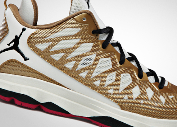 Jordan Cp3 Vi Metallic Gold