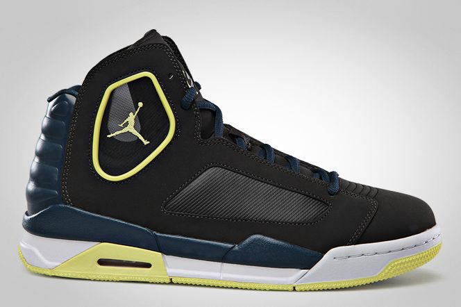 Jordan Flight Luminary 03