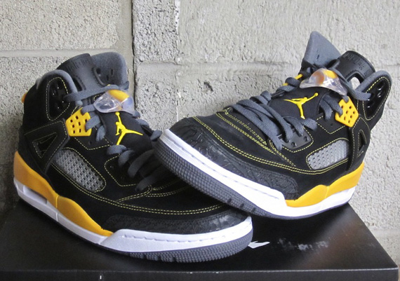 Jordan Spizike Black Gold Reminder 1