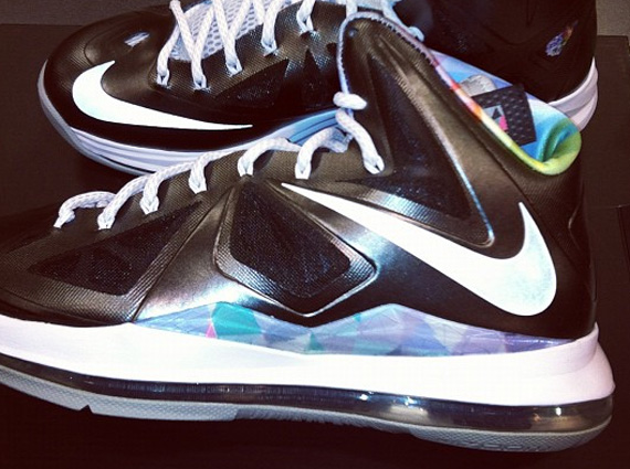 “Prism” Nike LeBron X