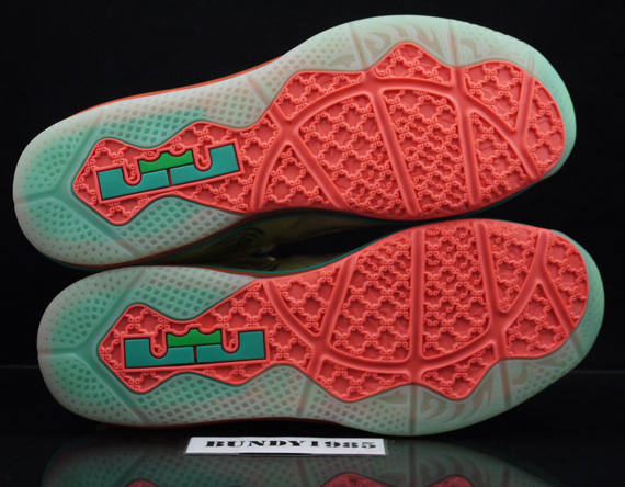 Lebronold Sneakers 6