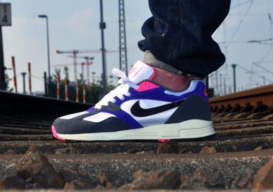 Nike Air Base II VNTG – Arriving @ Retailers