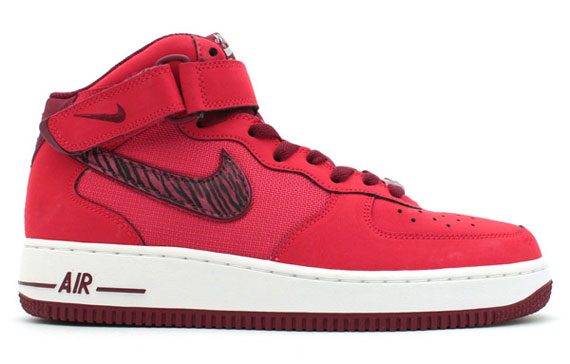 Nike Air Force 1 Mid Red Zebra 2