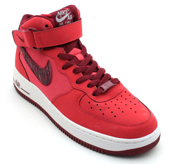 Nike Air Force 1 Mid Red Zebra 3