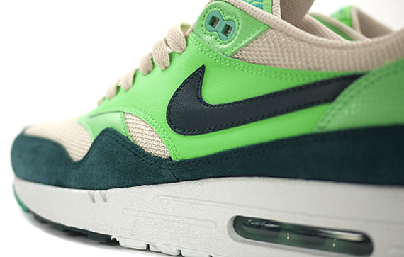 Nike Air Max 1 Essential Atomic Teal 5