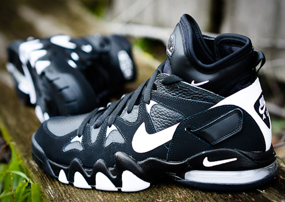 Nike Air Max 2 Strong - Black - White