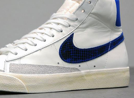 Nike Blazer Mid '77 PRM VNTG - Sail - Game Royal