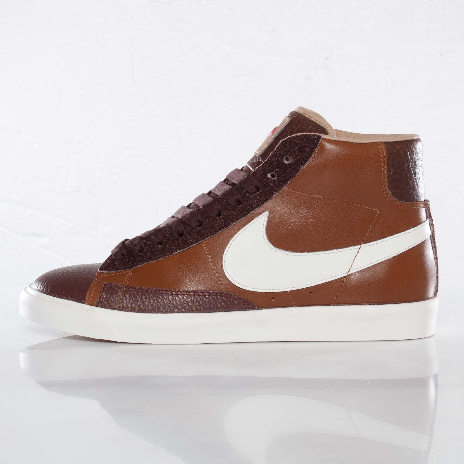 Nike Blazer Vntg Leather Quickstrike Pack 1