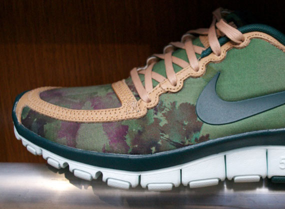 Nike Free 5.0 V4 “Floral”