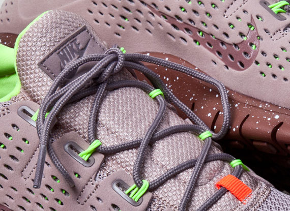 Nike Free Powerlines+ II “Diffused Taupe”