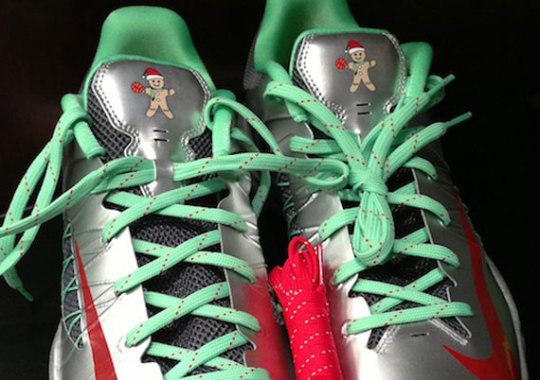 Nike Hyperdunk 2012 Low “Christmas”