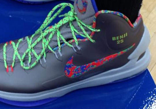 Simeon HS to Wear Nike KD V PE in Memory of Benji Wilson