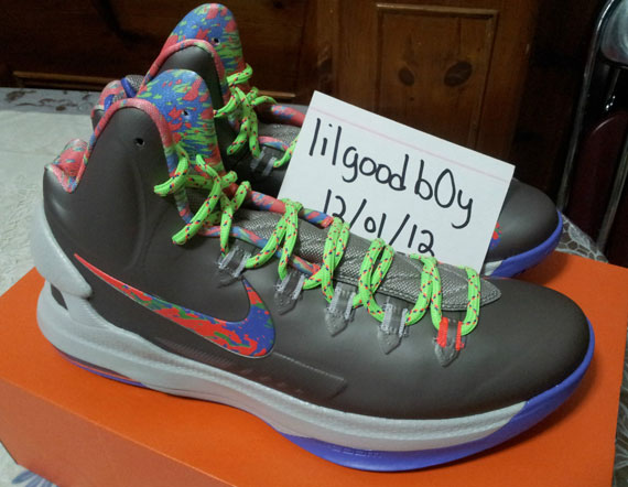 Nike Kd V Sport Grey Violet Force Bright Crimson 2