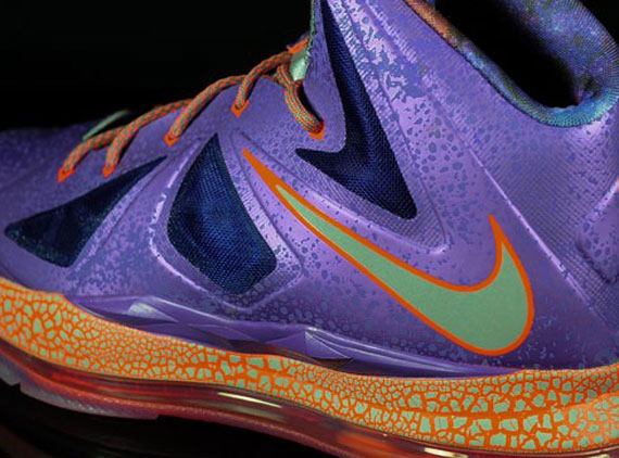 "Galaxy" Nike LeBron X GS