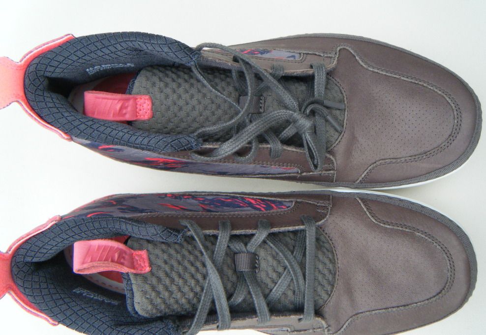 Nike Solarsoft Moccasin Chukka 04