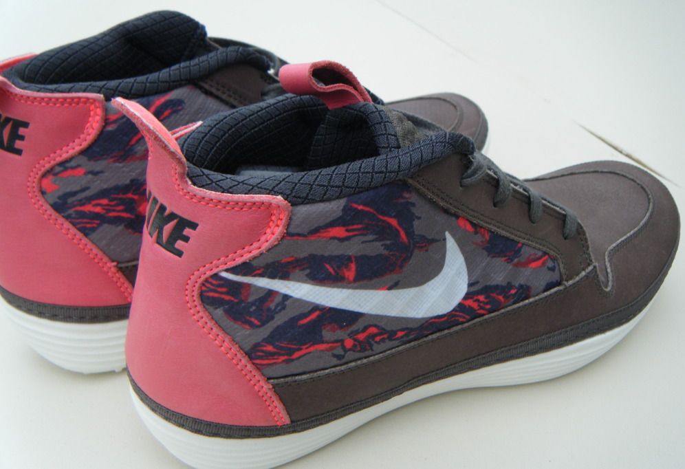 Nike Solarsoft Moccasin Chukka 06